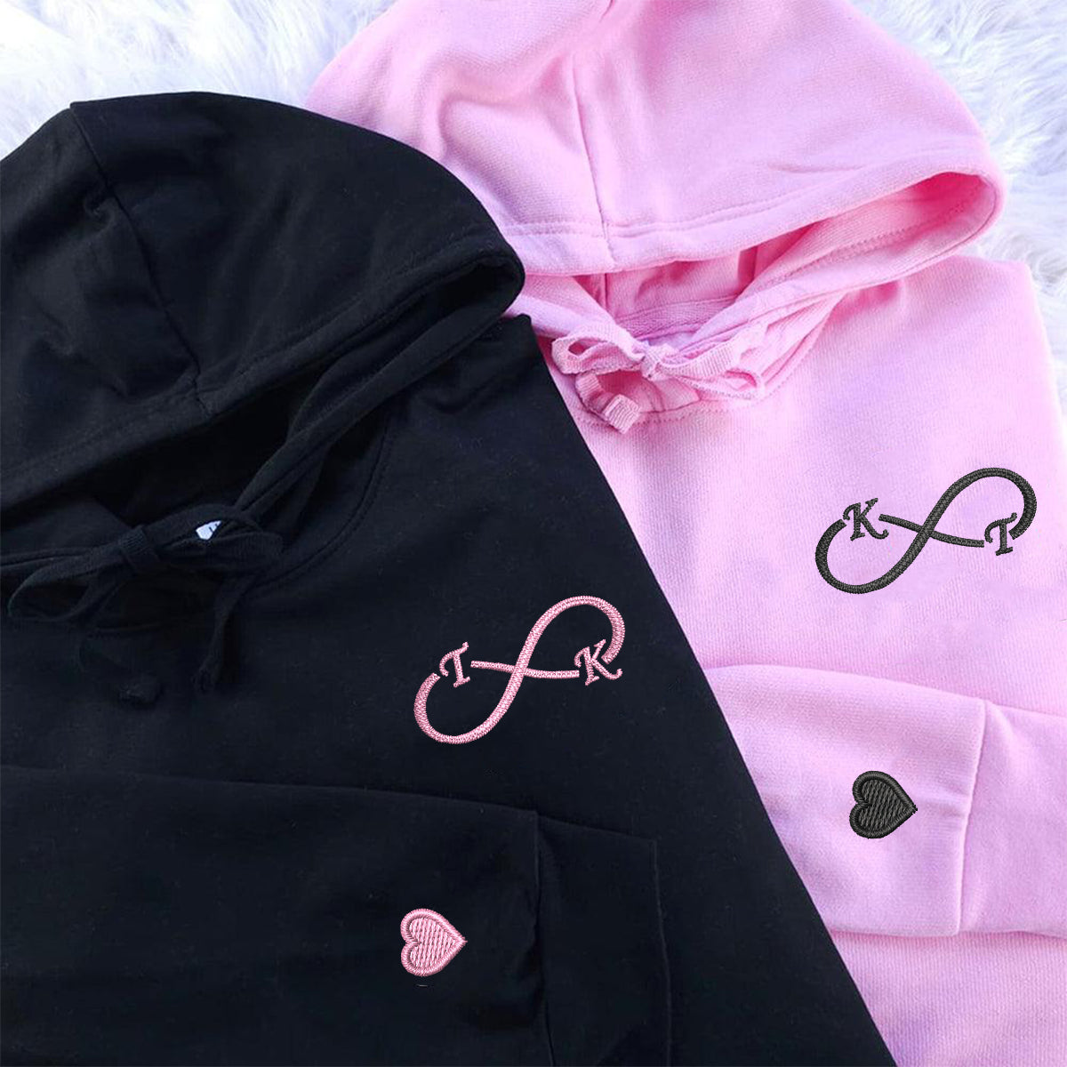 Individuell bestickte „I Love You Infinity“-Kapuzenpullover für Paare