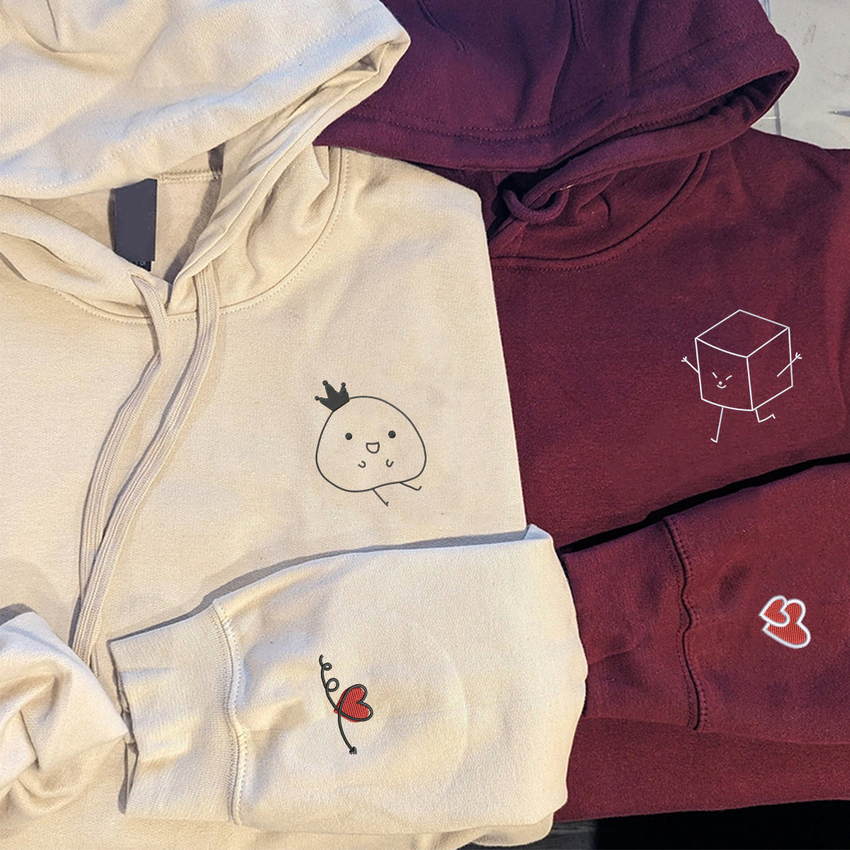 Individuell bestickte Tofu- und Kartoffel-Kapuzenpullover für Paare