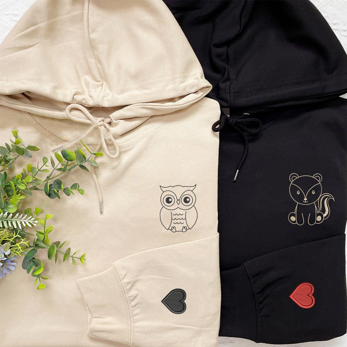 Individuell bestickte Eulen- und Eichhörnchen-Kapuzenpullover für Paare