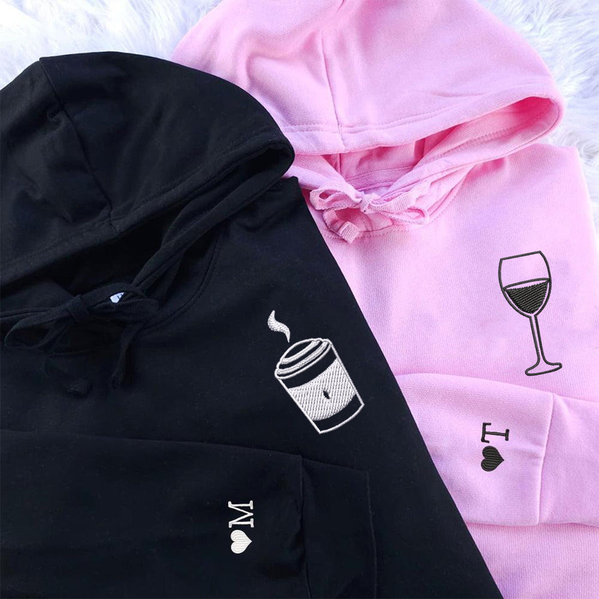 Individuell bestickte Kaffee- und Wein-Kapuzenpullover für Paare