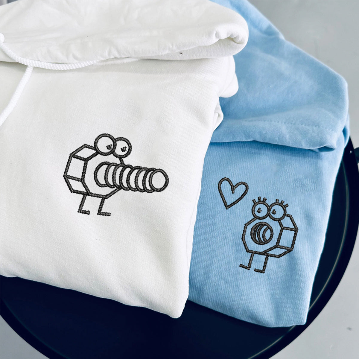 Benutzerdefinierte bestickte süße Schraube und Mutter passende Hoodies für Paare