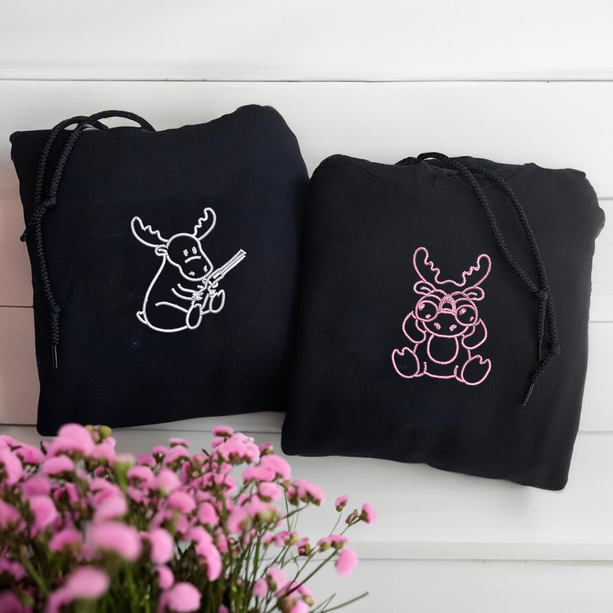 Individuell bestickte Hirschjagd-Kapuzenpullover für Paare