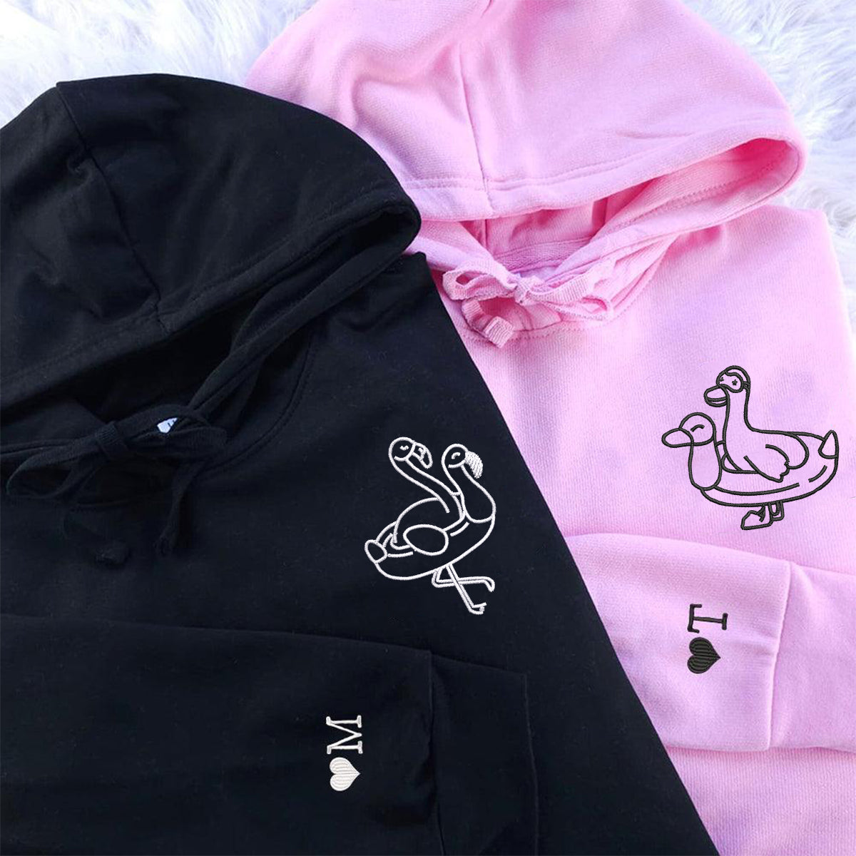 Individuell bestickte Schwimmflügel mit Ente und Flamingo, passende Hoodies für Paare