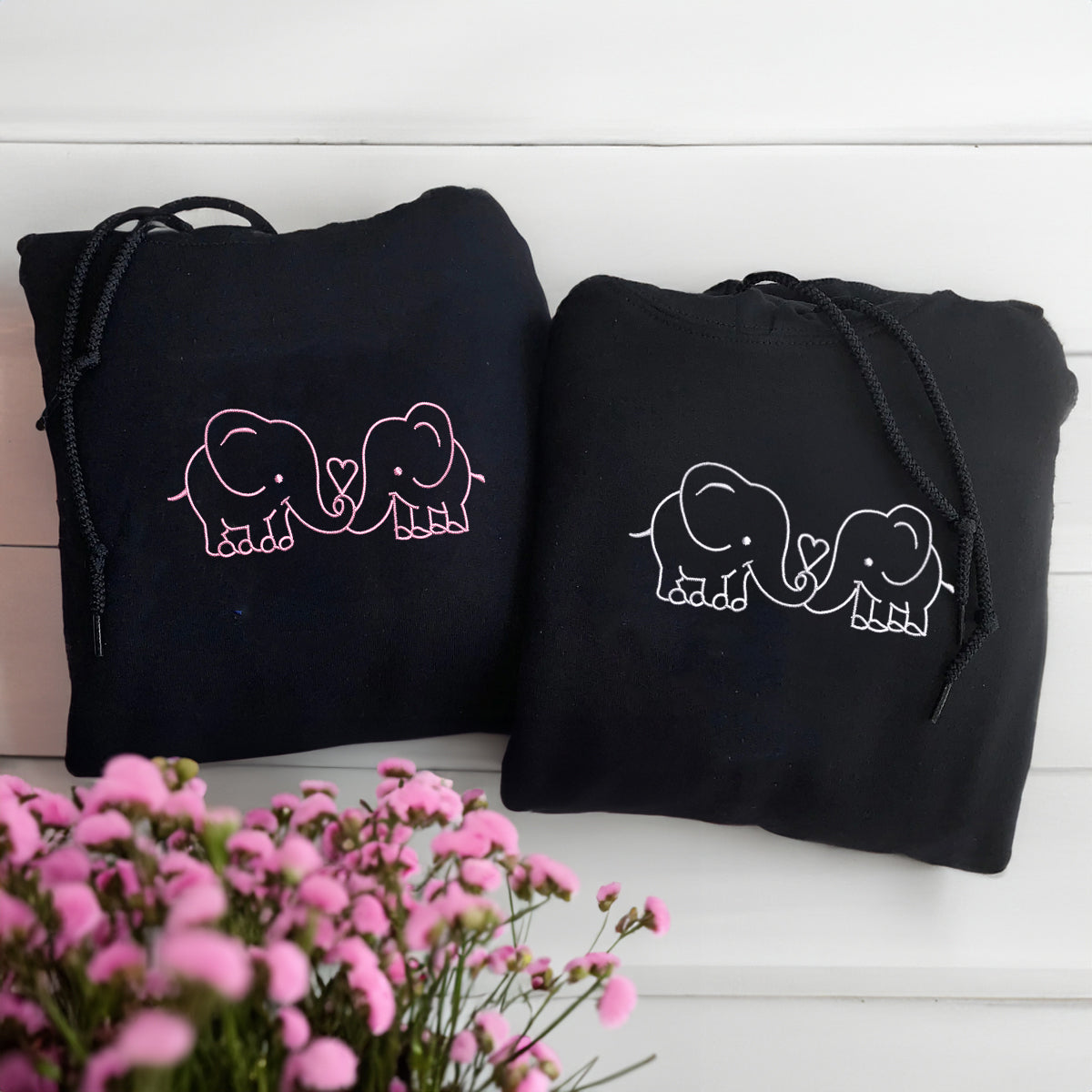 Individuell bestickte Elefantenliebe-Kapuzenpullover für Paare