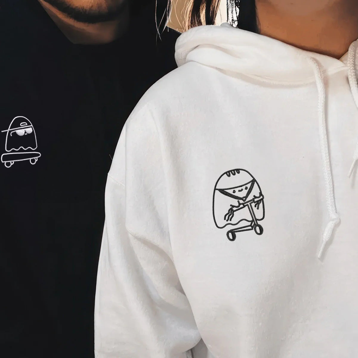 Benutzerdefinierte bestickte Ghosts Skateboard und Scooter passende Hoodies für Paare