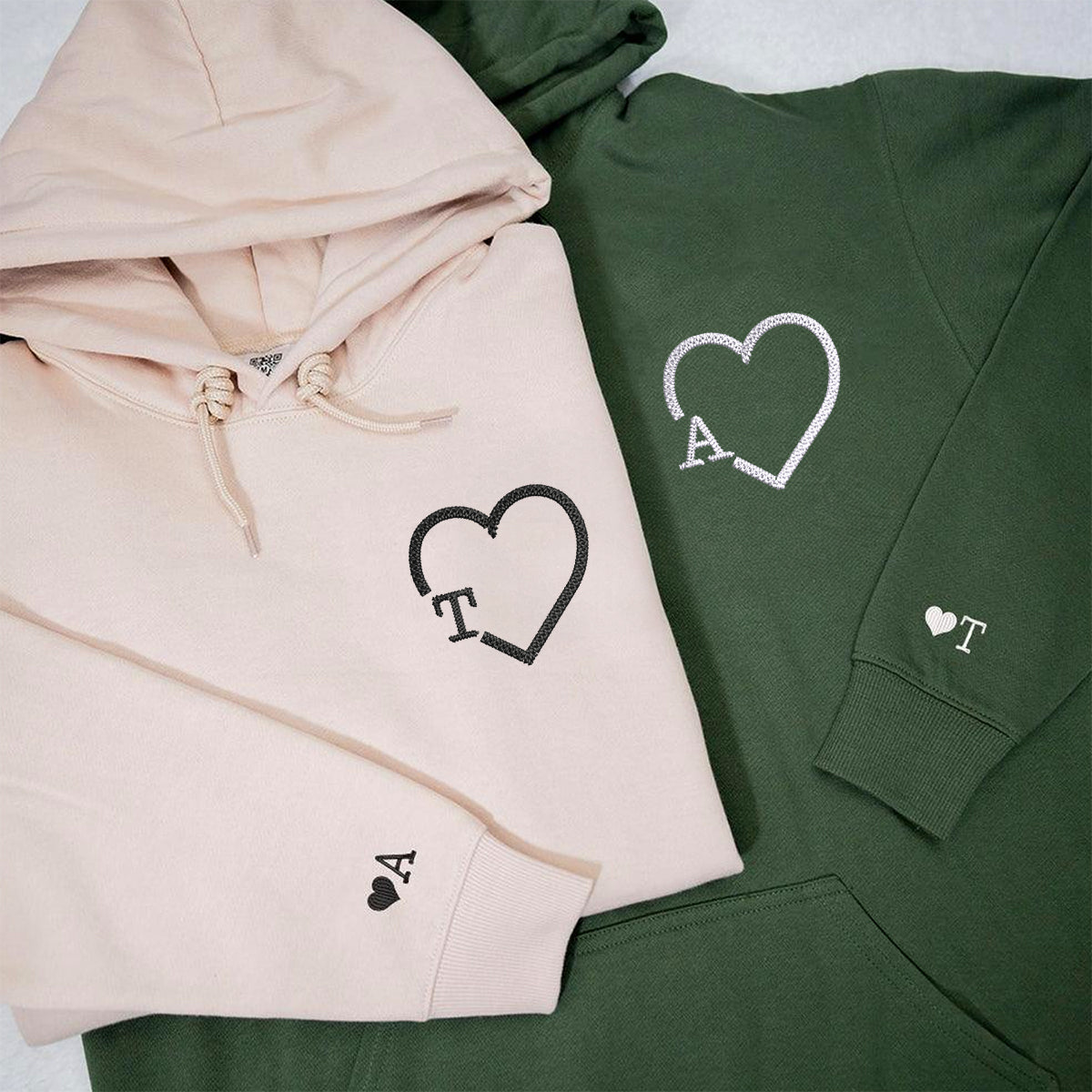 Individuell bestickte Herz-Initialen, passende Hoodies für Paare