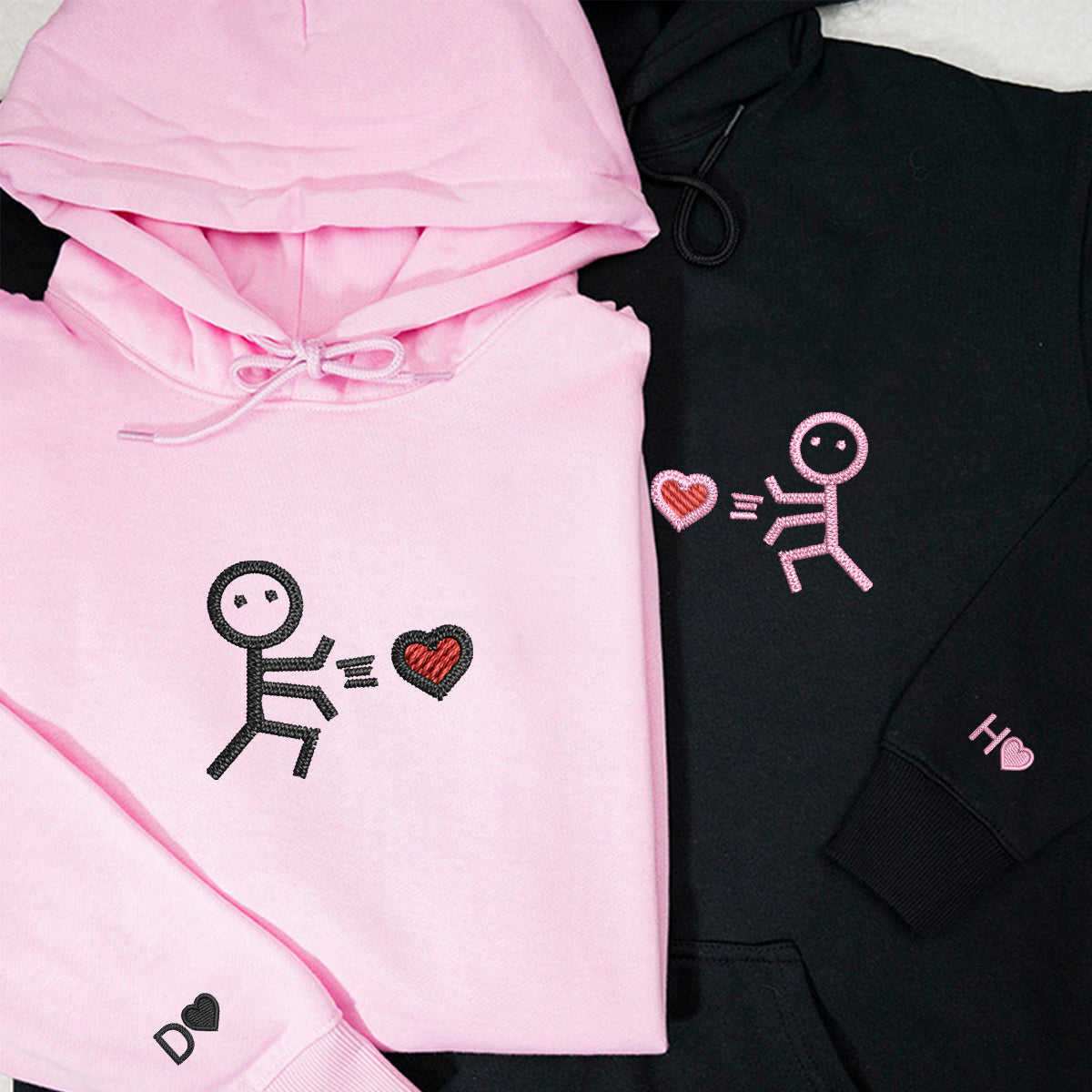 Individuell bestickte Strichmännchen-Love-Kapuzenpullover für Paare