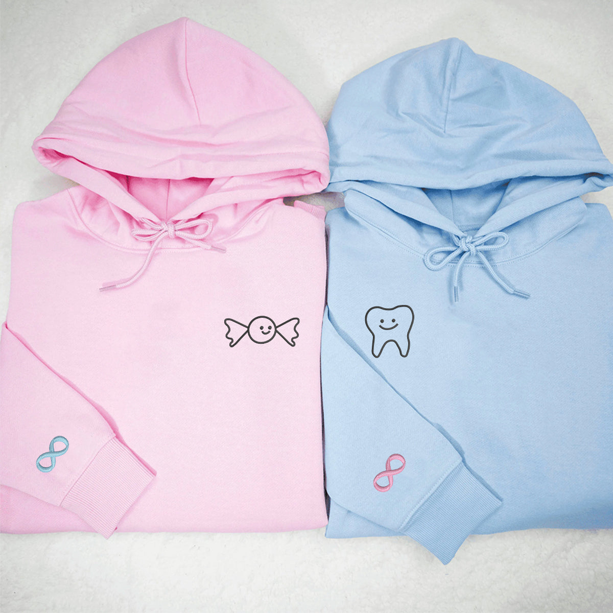 Individuell bestickte Engel- und Dämonenkatze-Kapuzenpullover für Paare