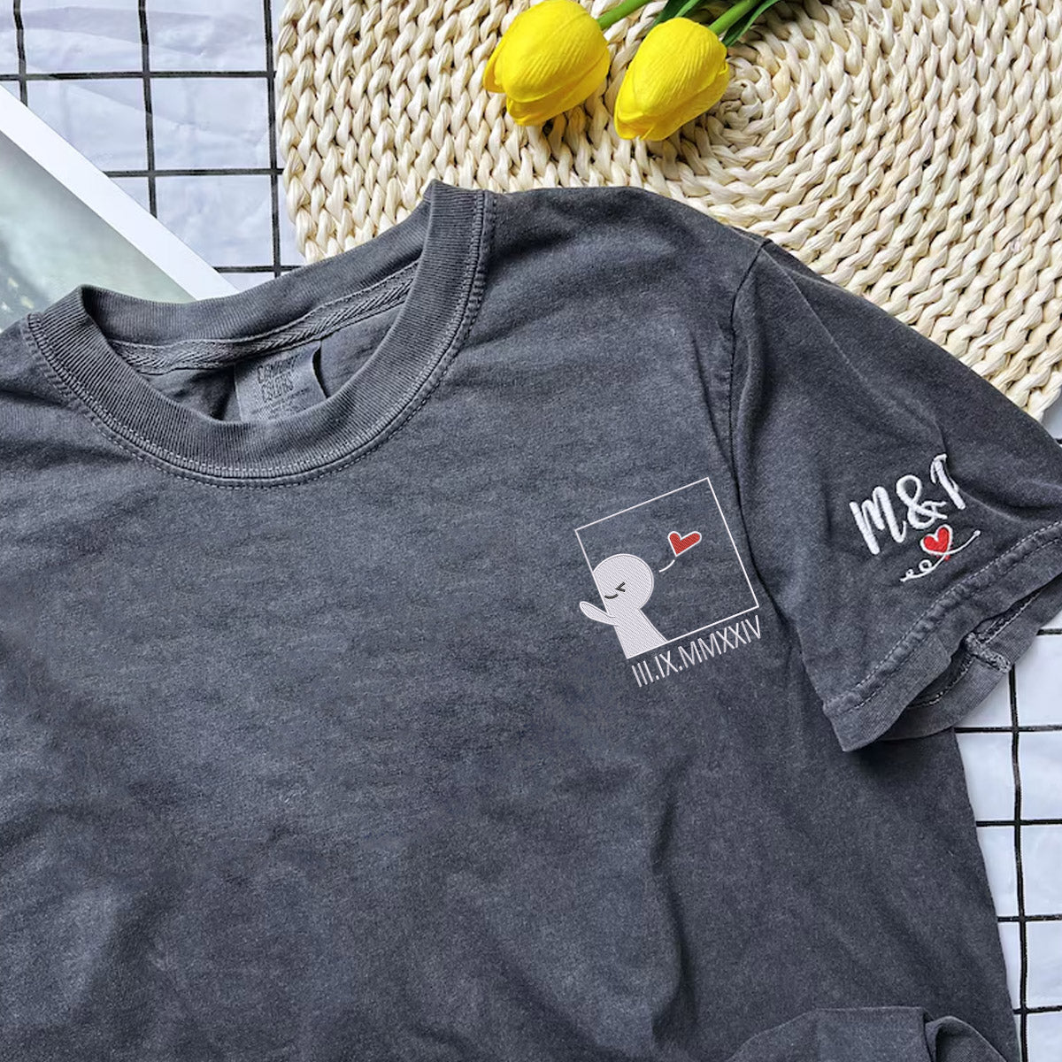 T-shirts personnalisés brodés avec chiffres romains pour couples