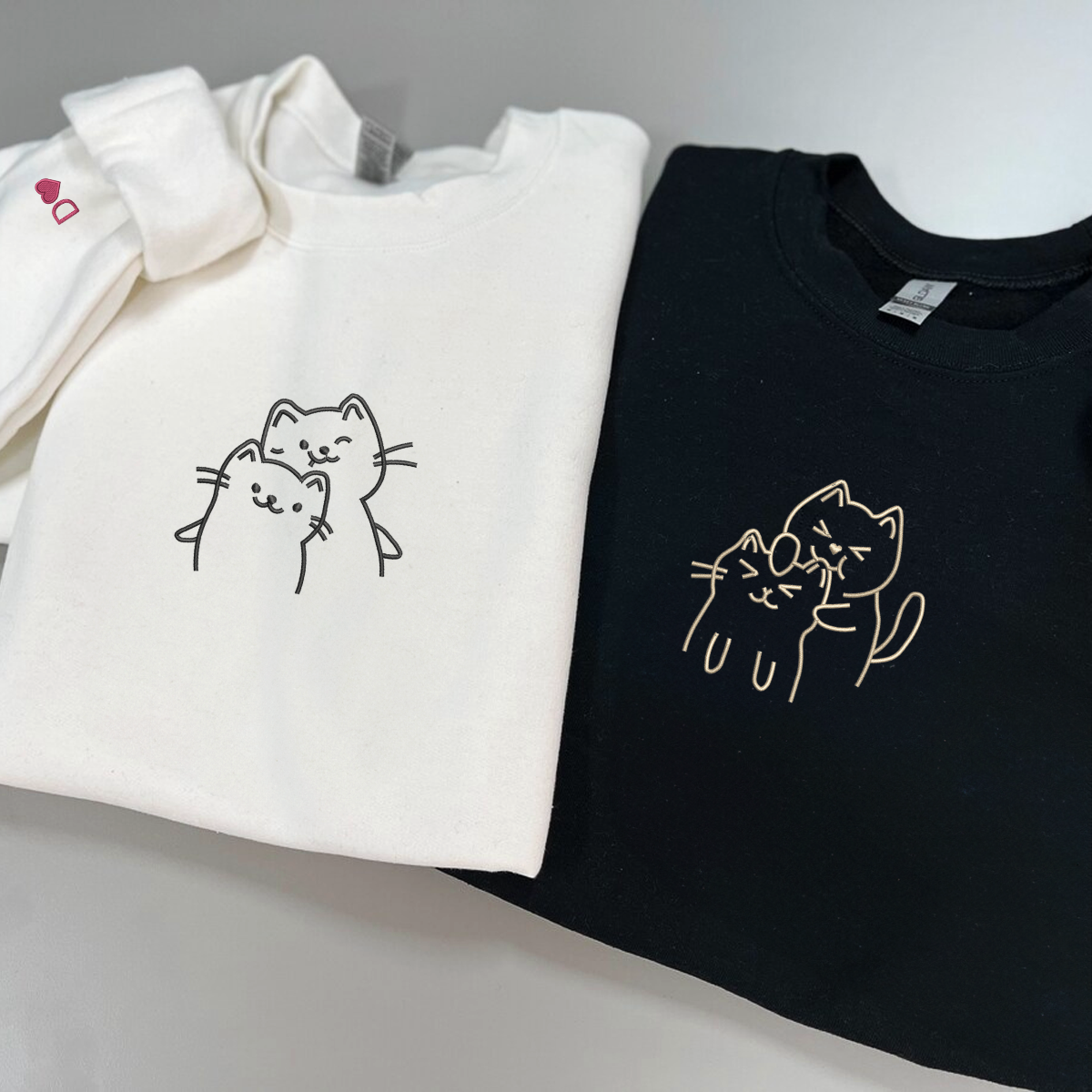 Individuell bestickte Doodle Cat Love Passende Hoodies für Paare
