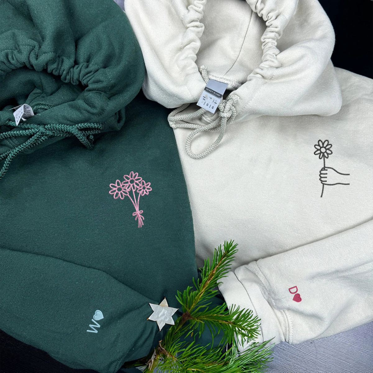 Individuell bestickte Blumenstrauß-Kapuzenpullover für Paare
