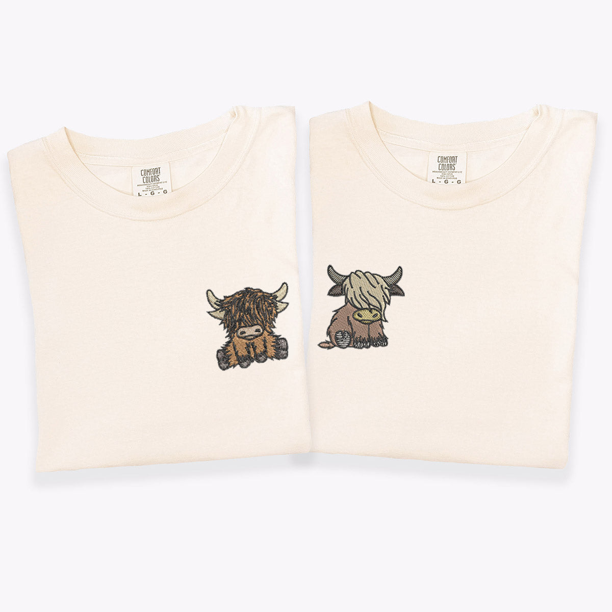 T-shirts assortis personnalisés brodés avec motif vache des Highlands pour couples