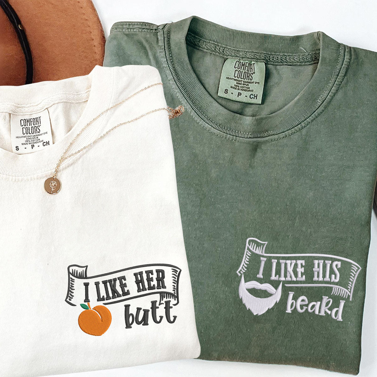 Individuell bestickte „I Like His Beard“-T-Shirts für Paare