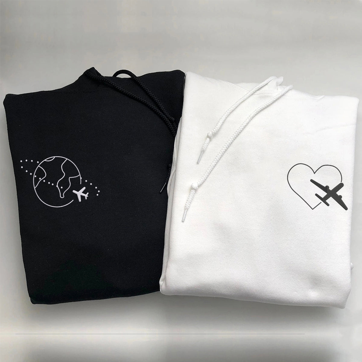 Individuell bestickte Love Travelling Passende Hoodies für Paare