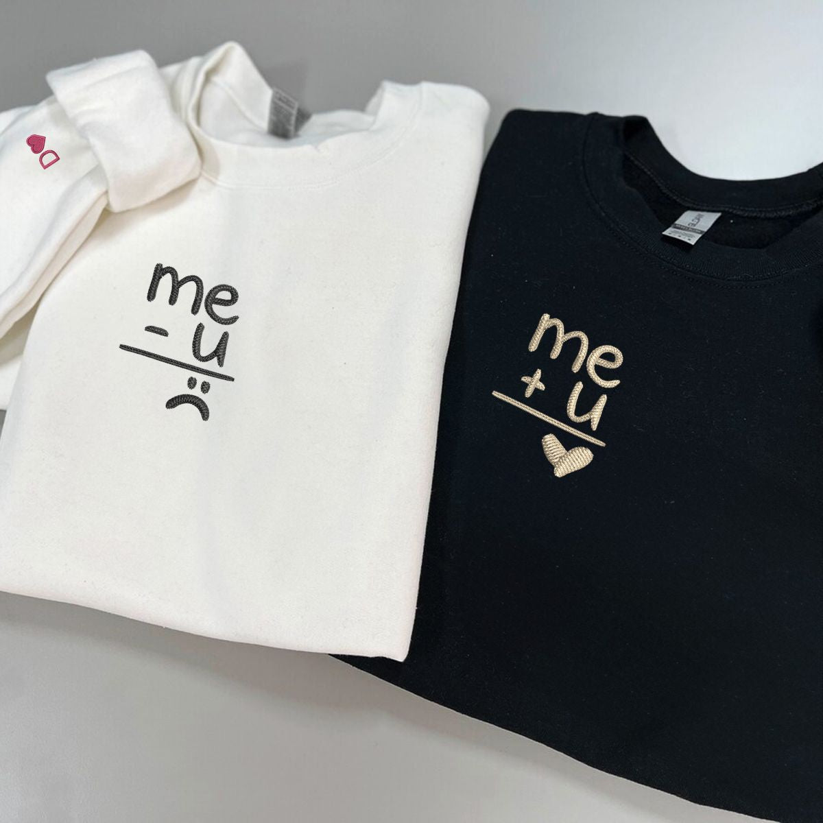 Individuell bestickte „Ich und Du“-Kapuzenpullover für Paare