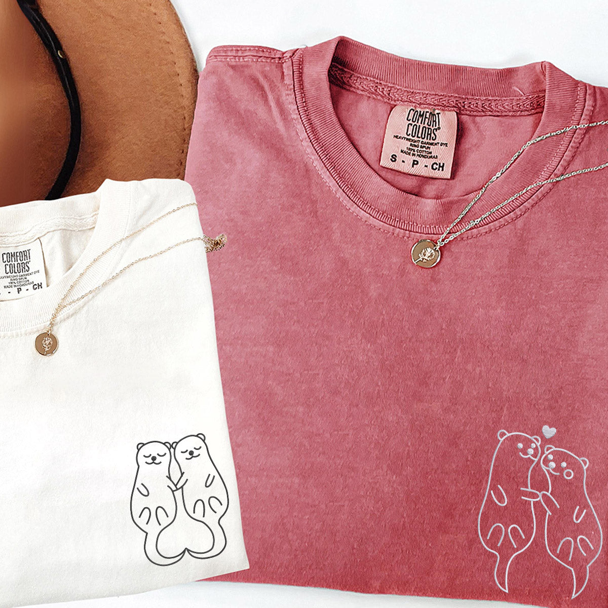 Individuell bestickte Otter-T-Shirts für Paare