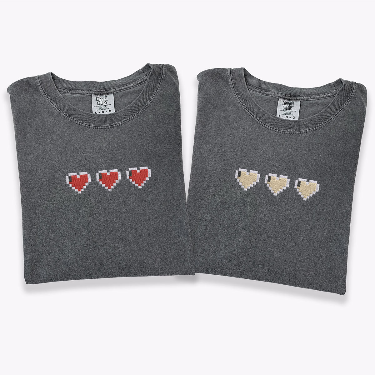 Individuell bestickte Pixel-Herz-T-Shirts für Paare
