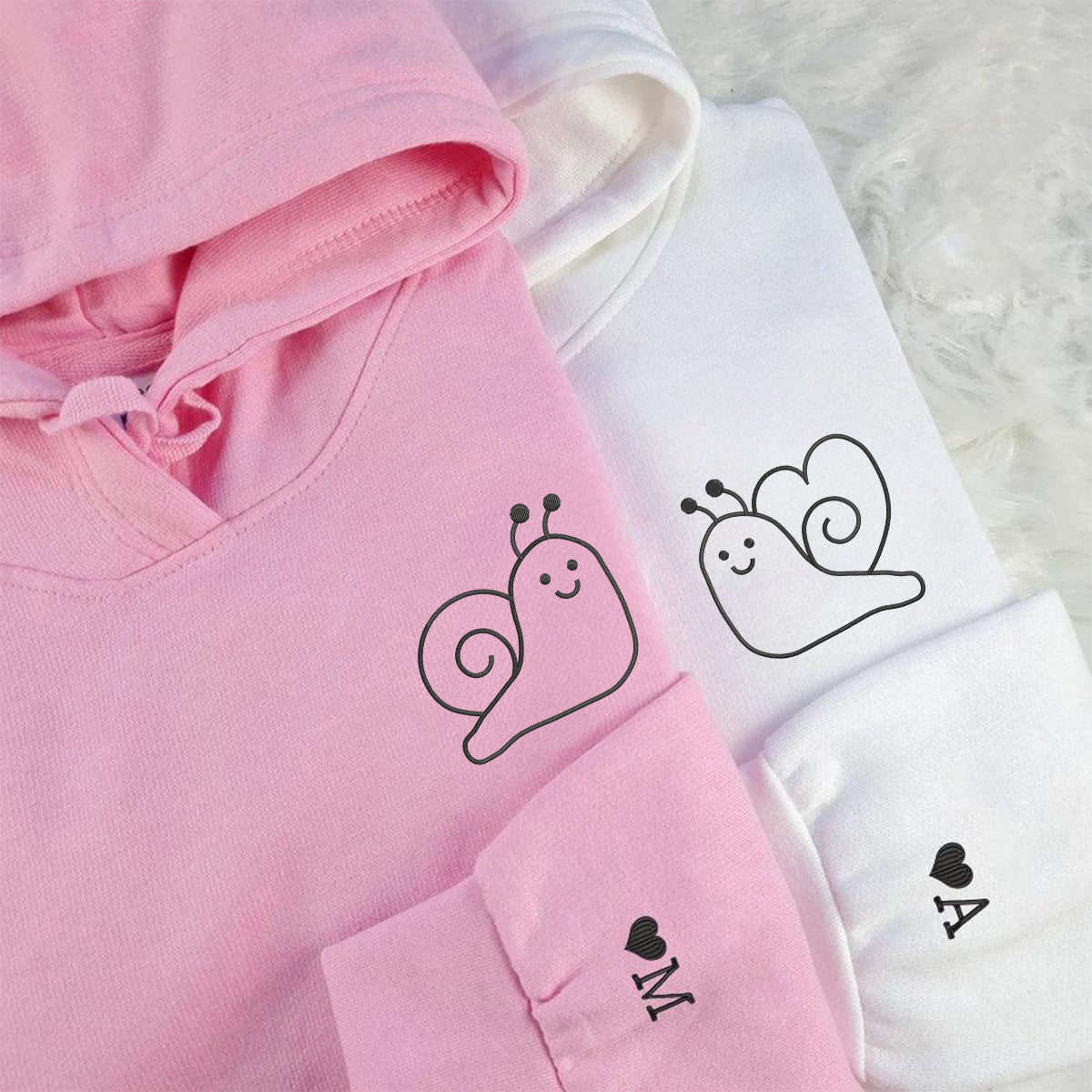 Individuell bestickte Schneckenliebe Passende Hoodies für Paare