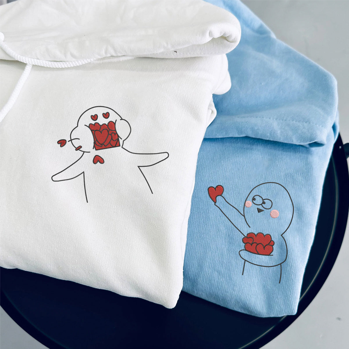 Individuell bestickte „Take My Love“-Kapuzenpullover für Paare