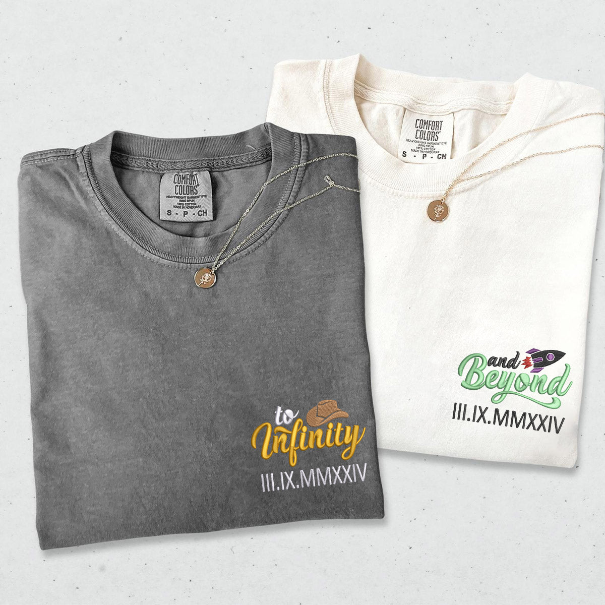 Individuell bestickte T-Shirts mit römischen Ziffern für Paare, passend zur Unendlichkeit und darüber hinaus
