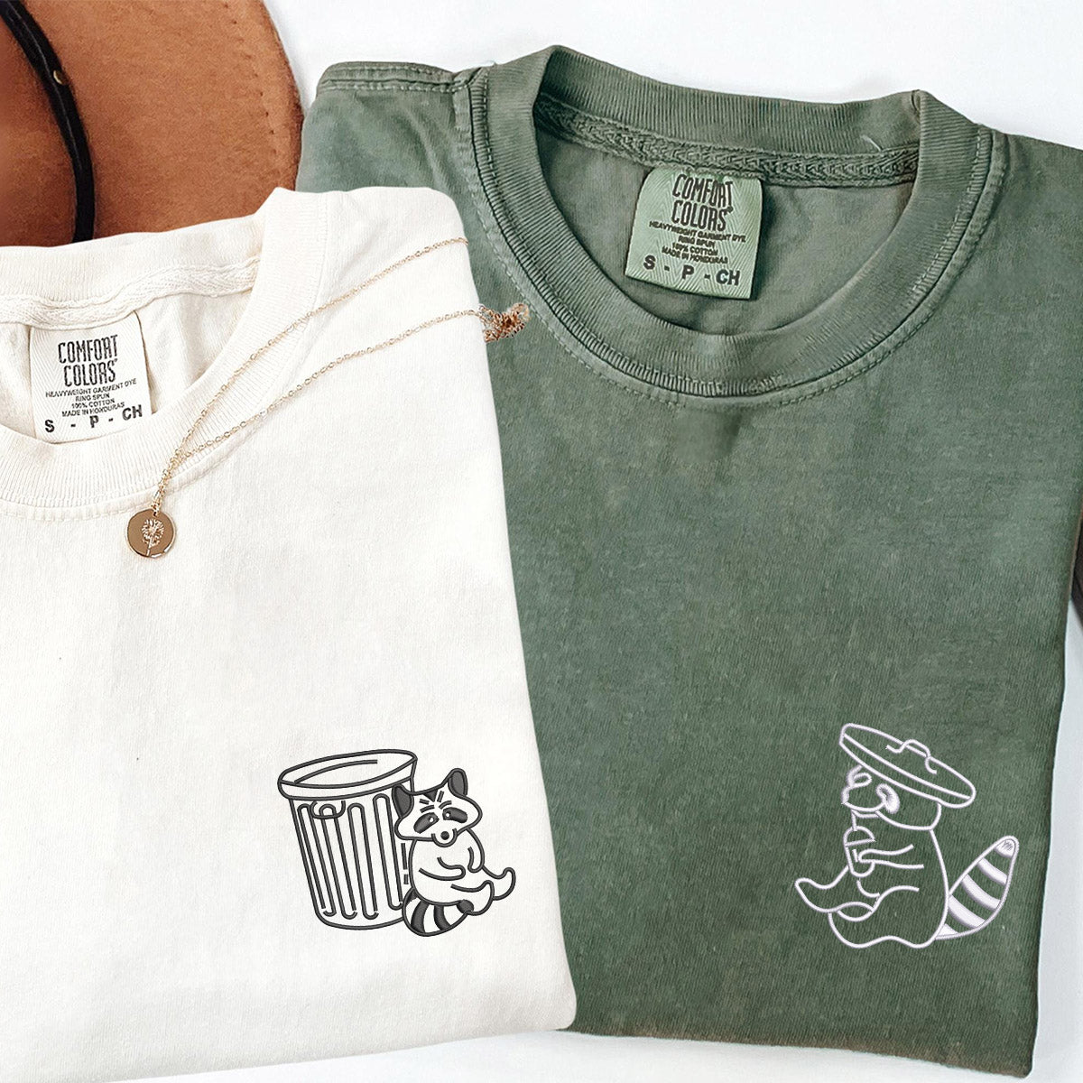 Individuell bestickte Trash Pandas passende T-Shirts für Paare