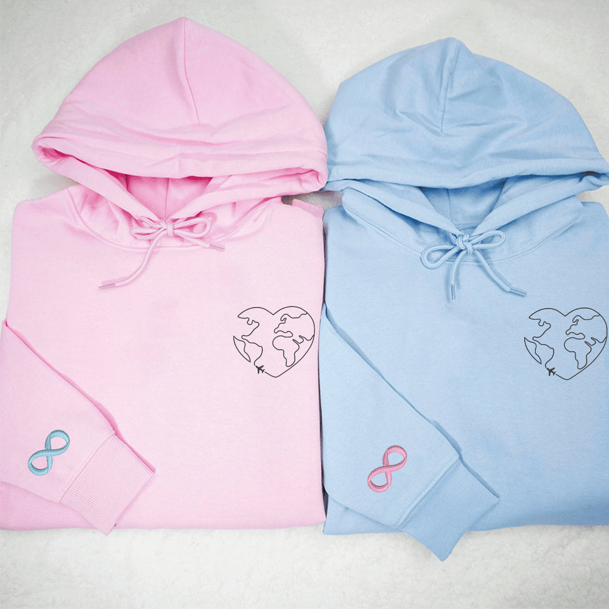 Individuell bestickte Reiseliebhaber-Kapuzenpullover für Paare