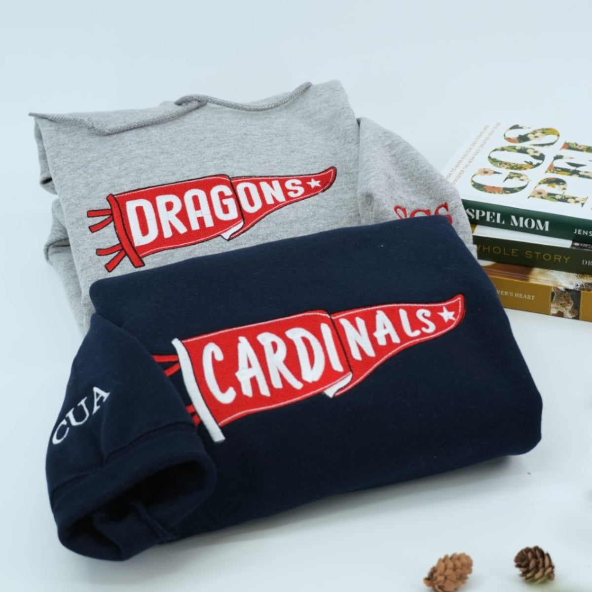 Sweats à capuche assortis brodés personnalisés avec ange et chat démon pour couples