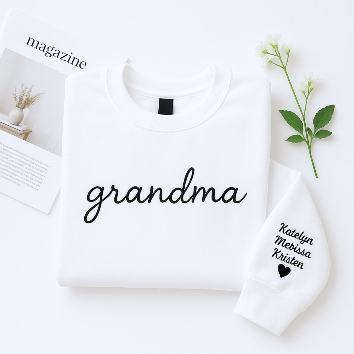 Grandma Christmas Sweatshirts - Personalized Grandchildren Names Crew Neck - Perfect Holiday Gift