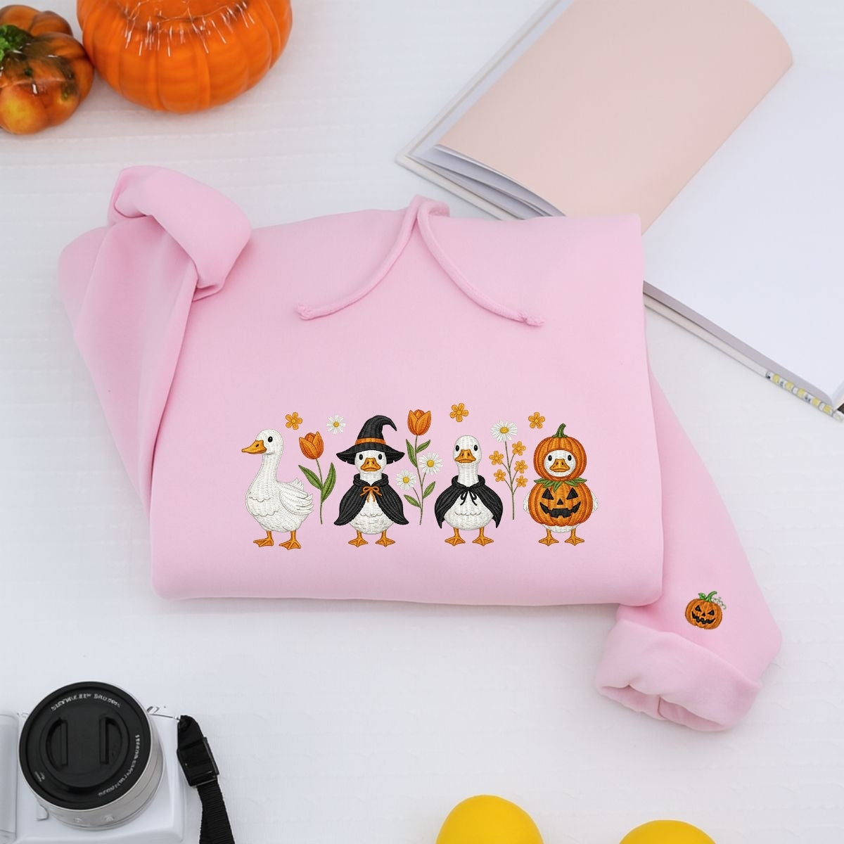 Individuell bestickte Engel- und Dämonenkatze-Kapuzenpullover für Paare