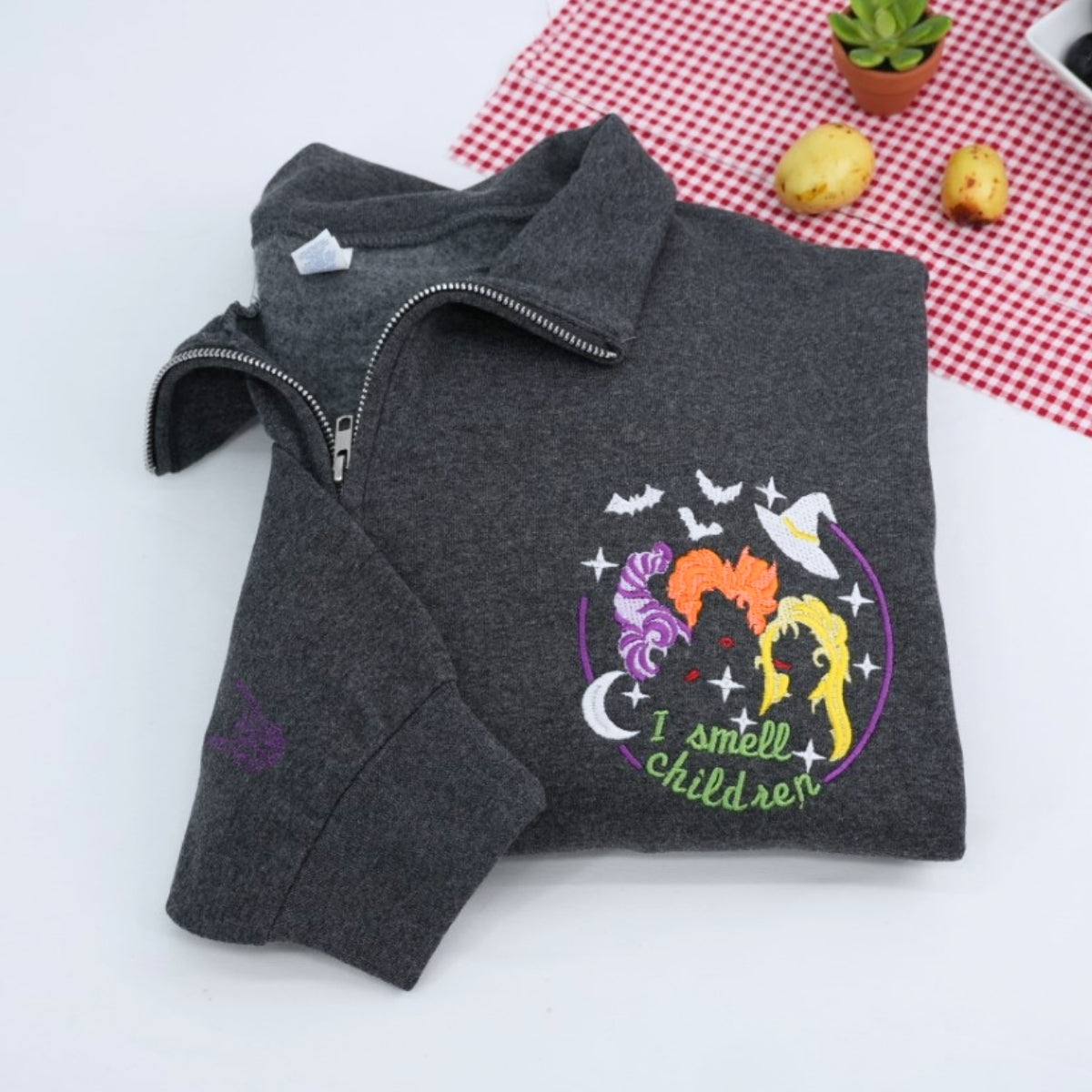 Sweats à capuche assortis brodés personnalisés avec ange et chat démon pour couples