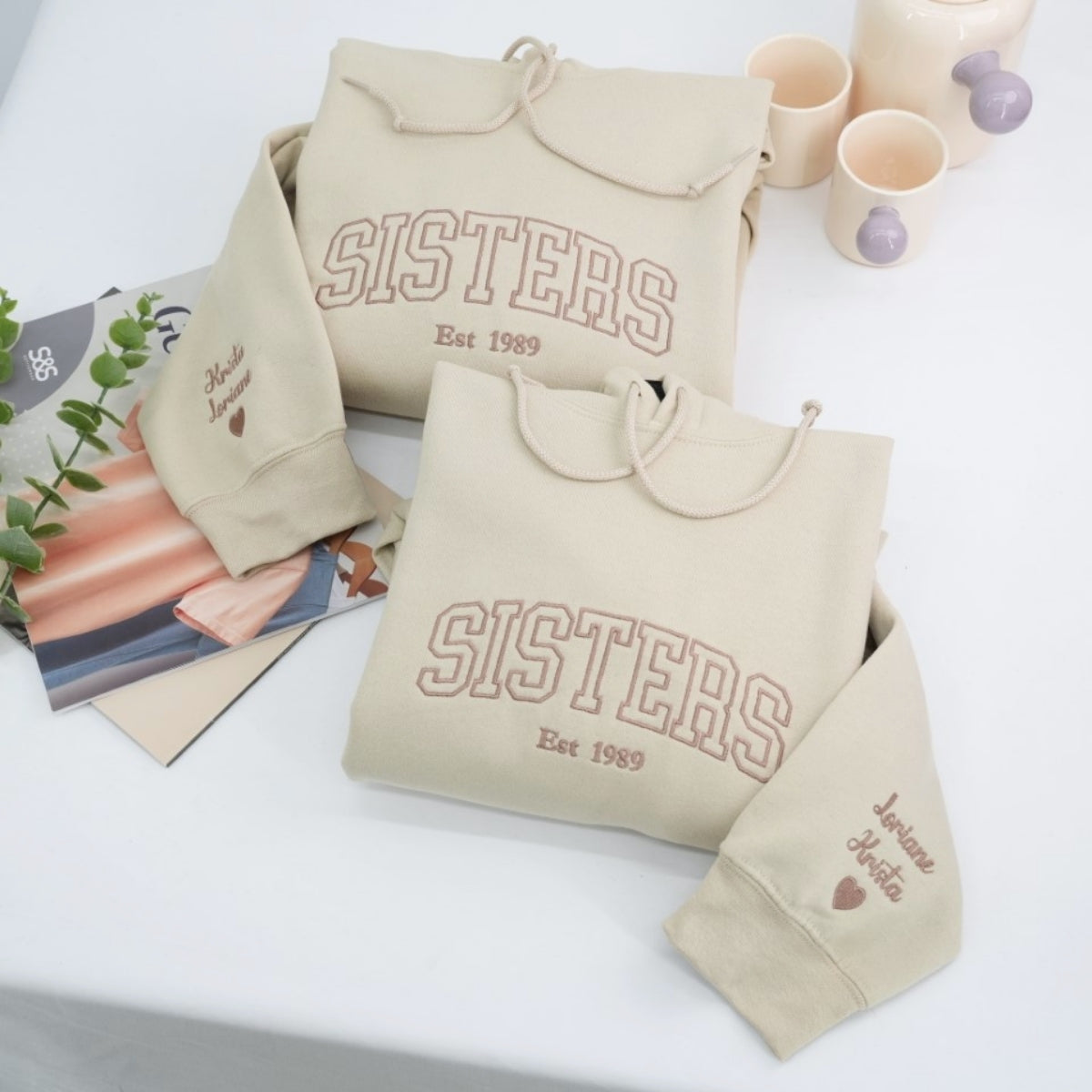 Individuell bestickte Engel- und Dämonenkatze-Kapuzenpullover für Paare