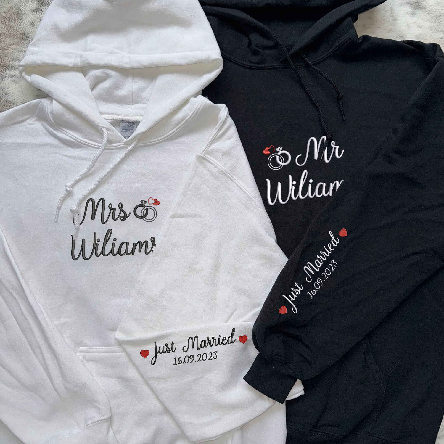 Bestickte Mr & Mrs Hoodies oder Sweatshirts mit individuellem Aufdruck am Ärmel