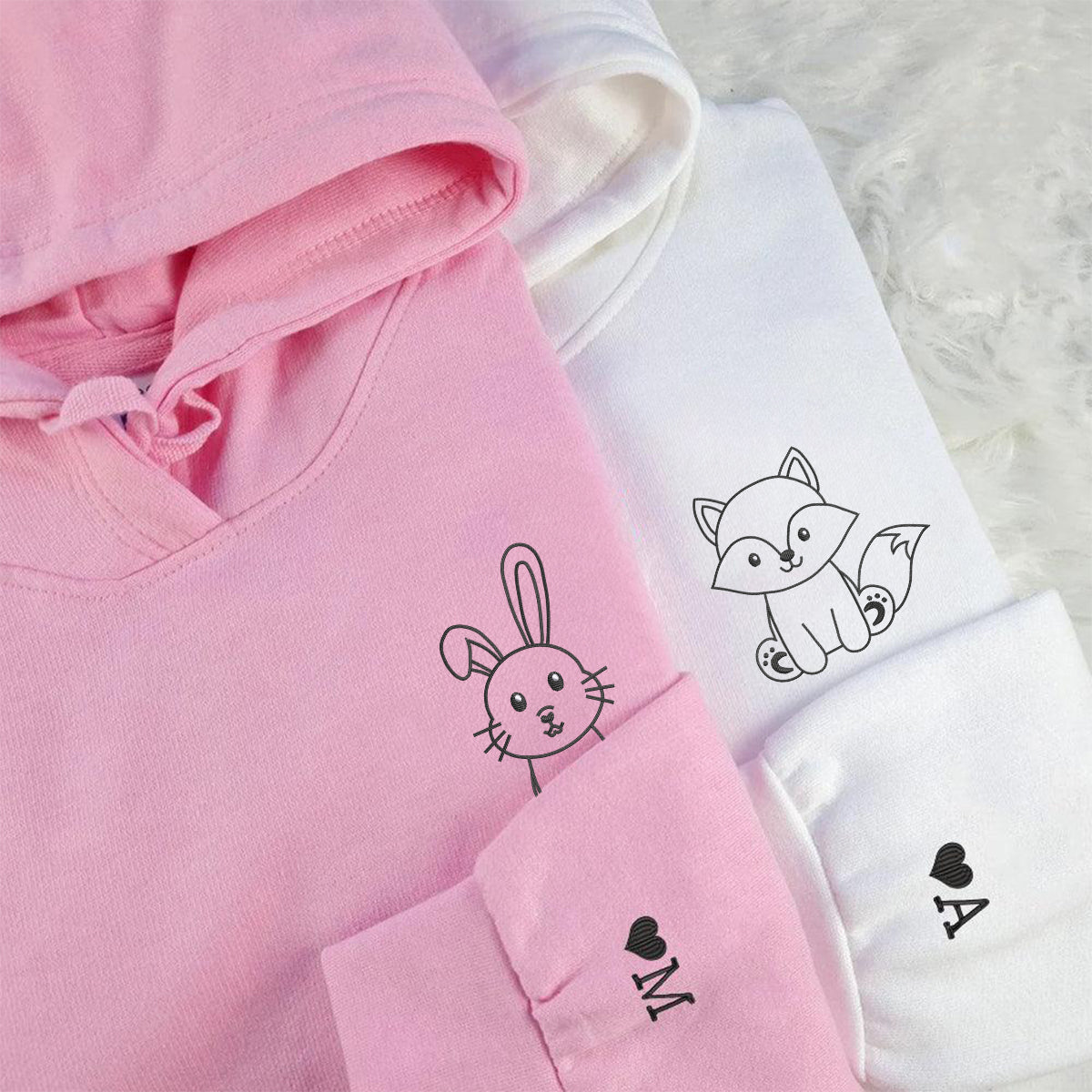 Sweats à capuche assortis brodés personnalisés avec renard et lapin mignons pour couples