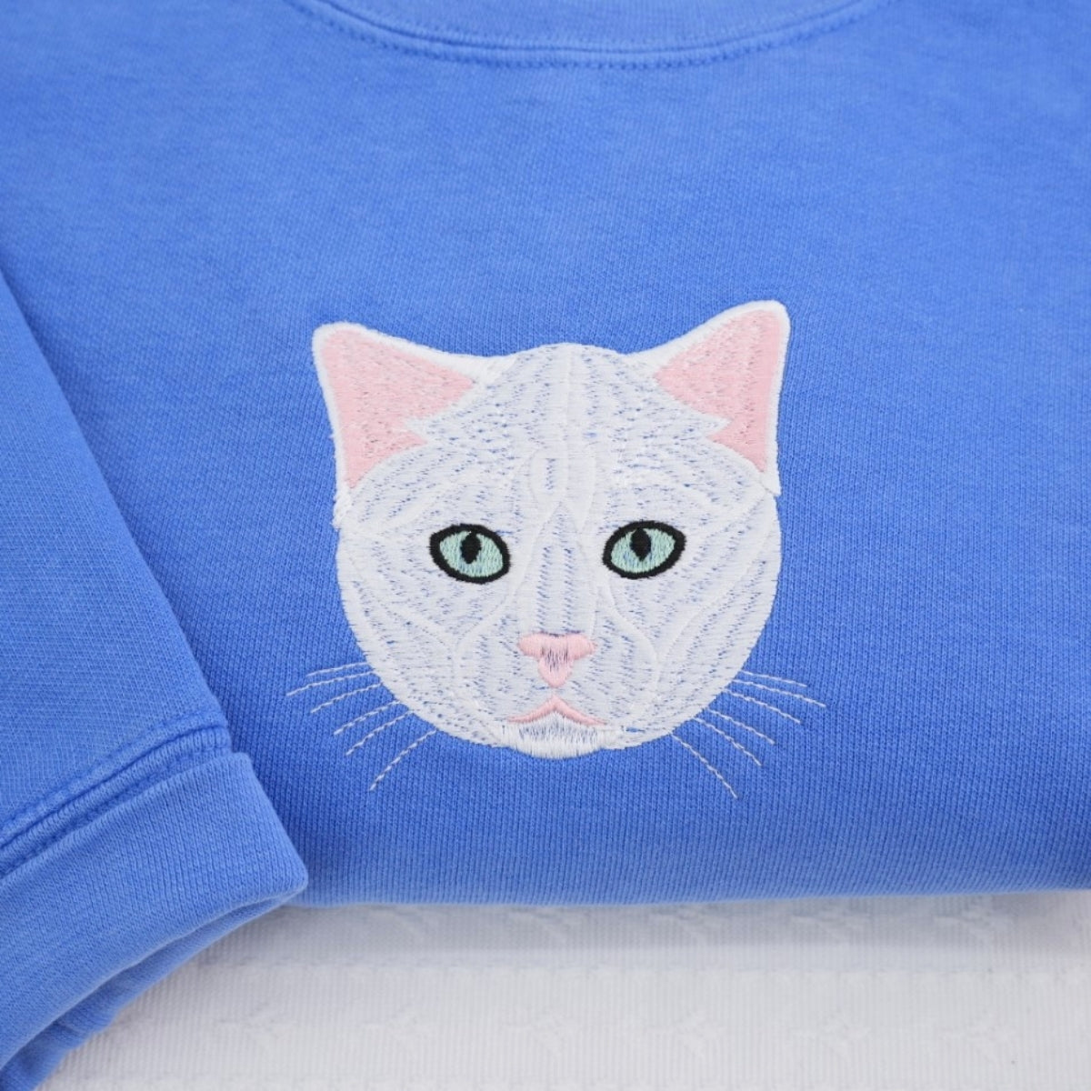 Individuell bestickte Engel- und Dämonenkatze-Kapuzenpullover für Paare