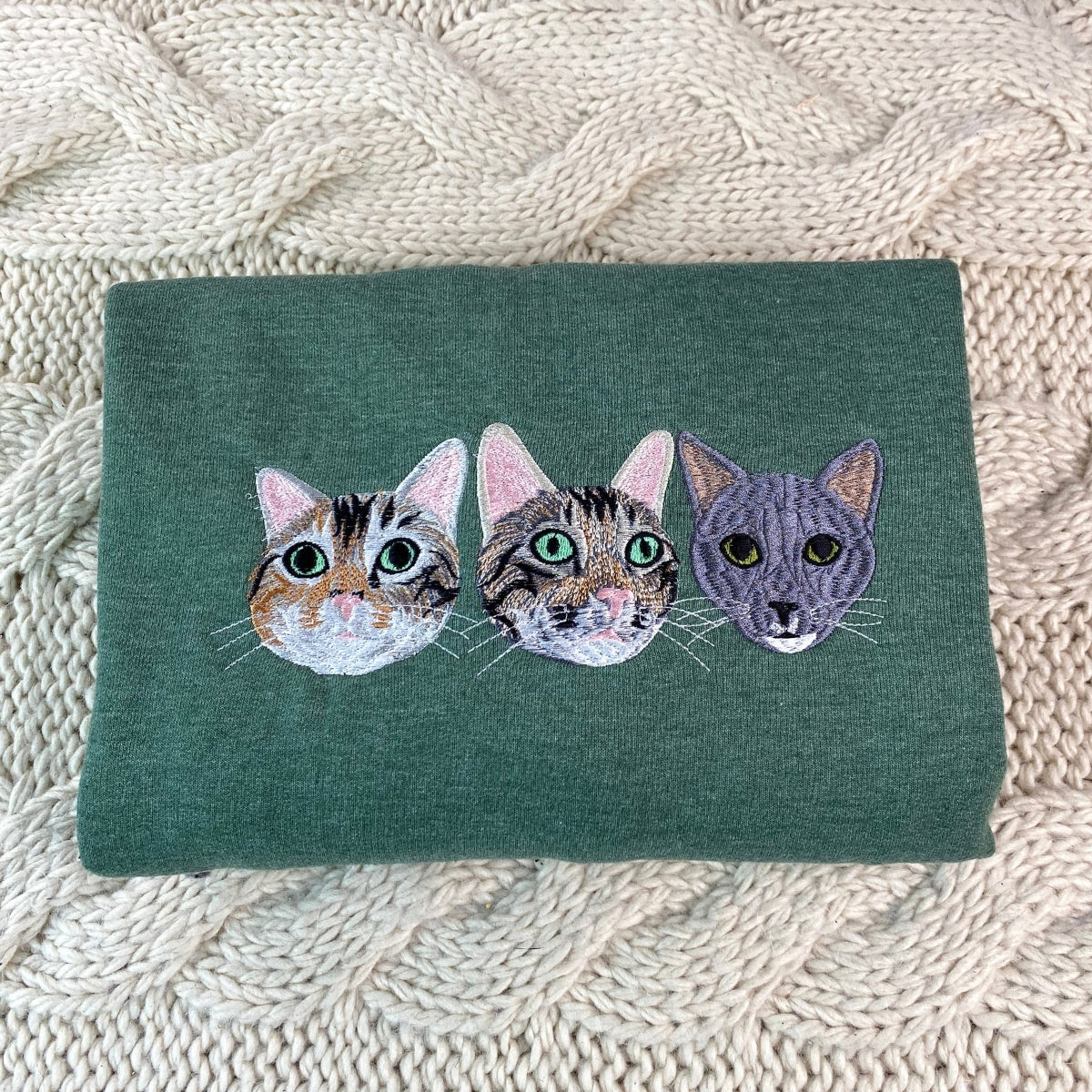 Individuell bestickte Engel- und Dämonenkatze-Kapuzenpullover für Paare