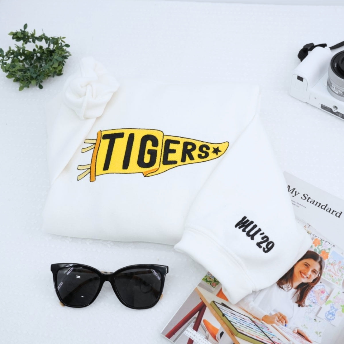 Sweats à capuche assortis brodés personnalisés avec ange et chat démon pour couples