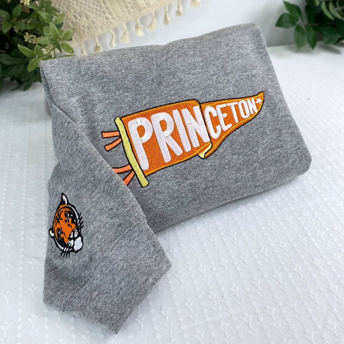 Individuell bestickte Engel- und Dämonenkatze-Kapuzenpullover für Paare