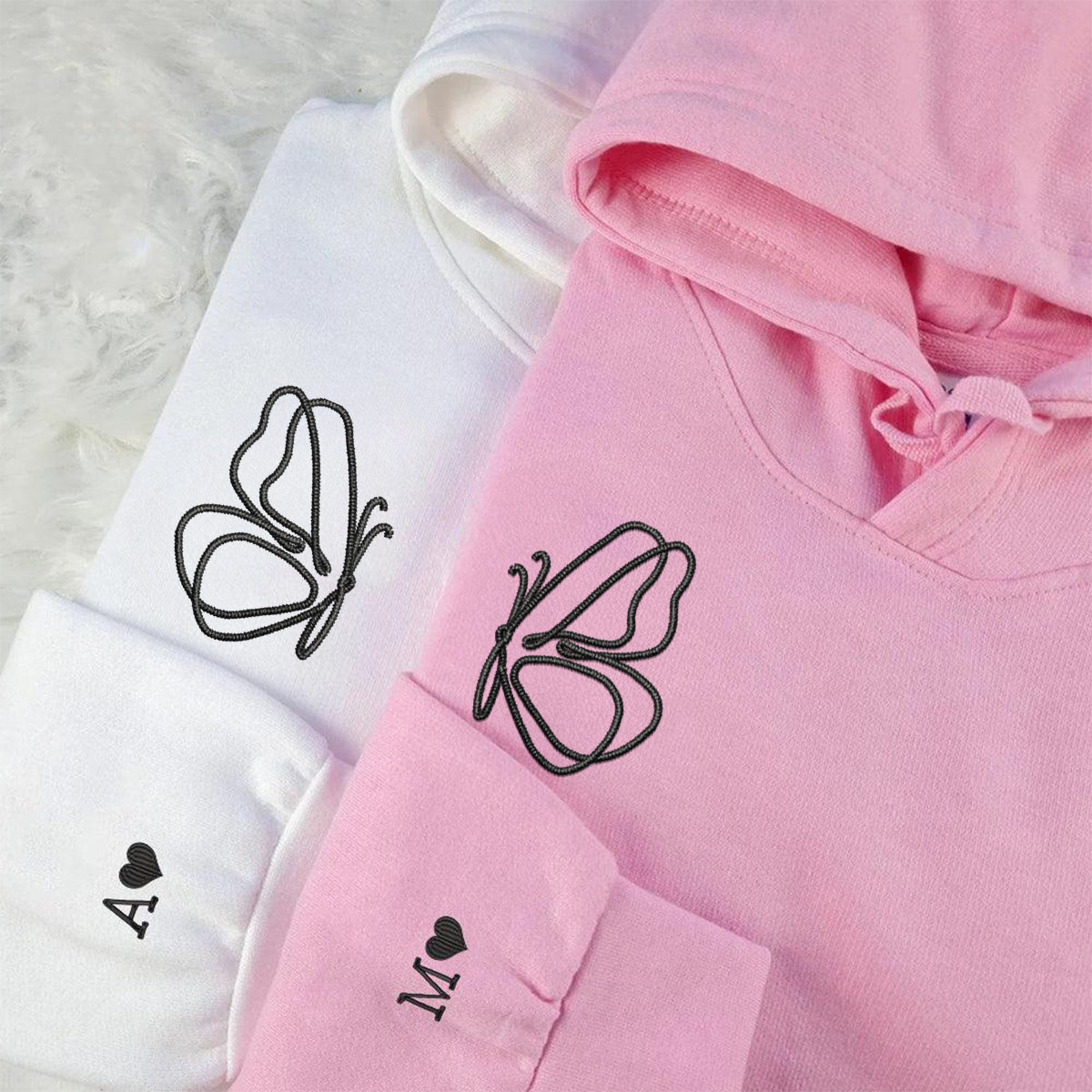 Sweats à capuche assortis avec papillons brodés personnalisés pour couples