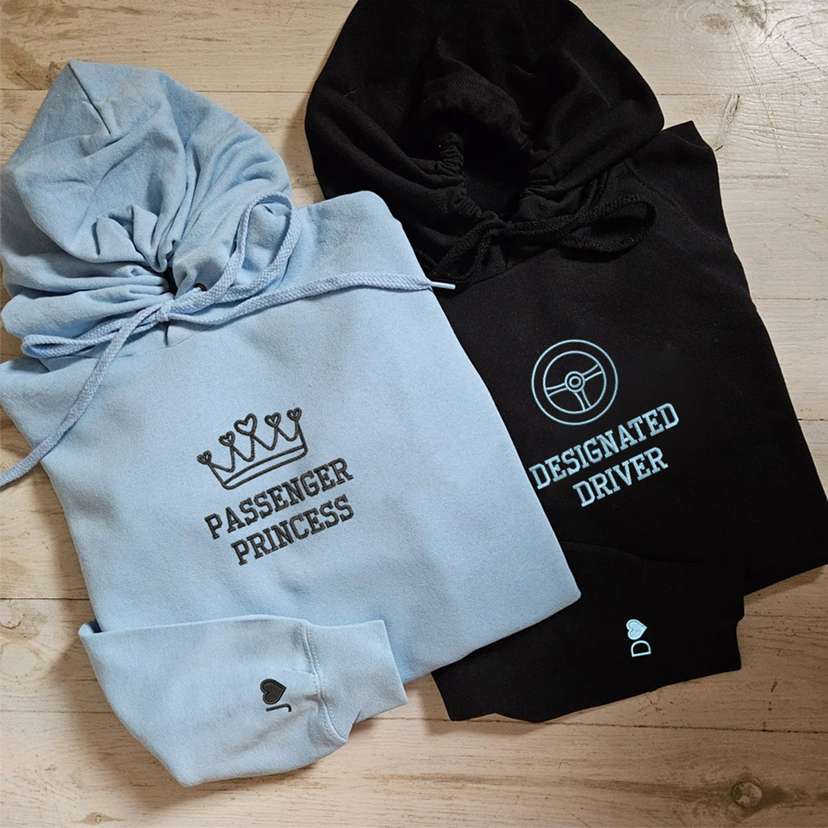 Sweats à capuche assortis brodés personnalisés Princesse passagère pour couples