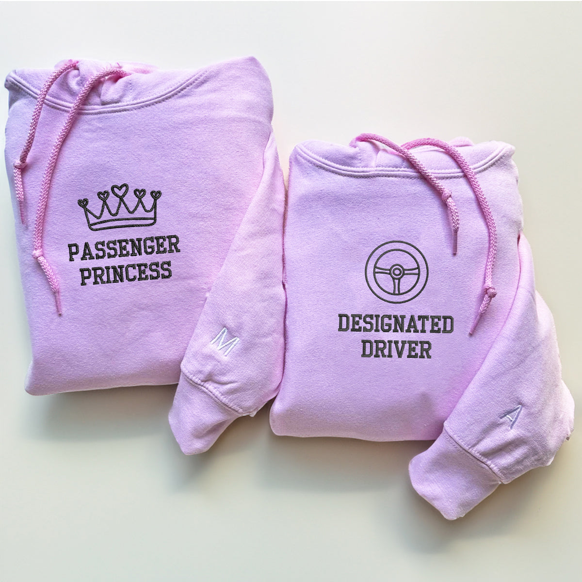 Sweats à capuche assortis brodés personnalisés Princesse passagère pour couples