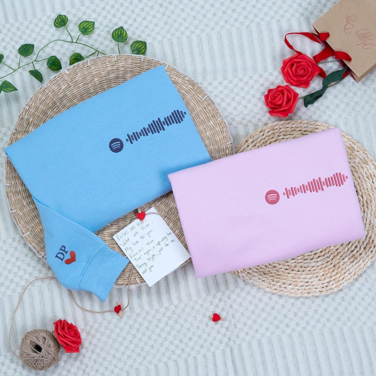 Individuell bestickte Engel- und Dämonenkatze-Kapuzenpullover für Paare