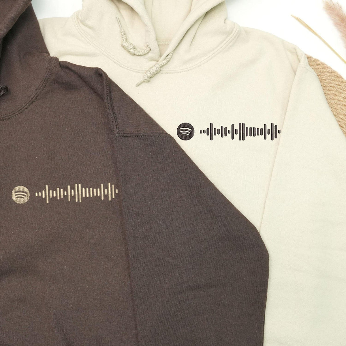 Individuell bestickte Engel- und Dämonenkatze-Kapuzenpullover für Paare