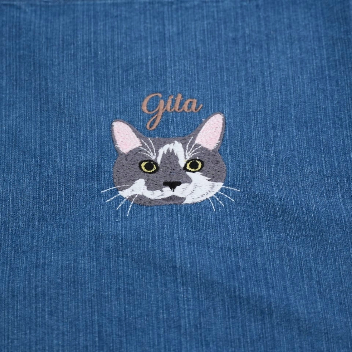 Custom Cat Embroidered Aprons - Personalized Pet Portrait Kitchen Apparel - Perfect Cat Lover Gift