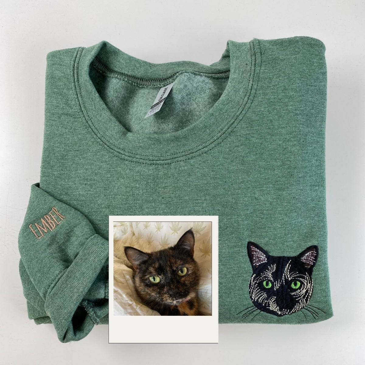 Individuell bestickte Engel- und Dämonenkatze-Kapuzenpullover für Paare