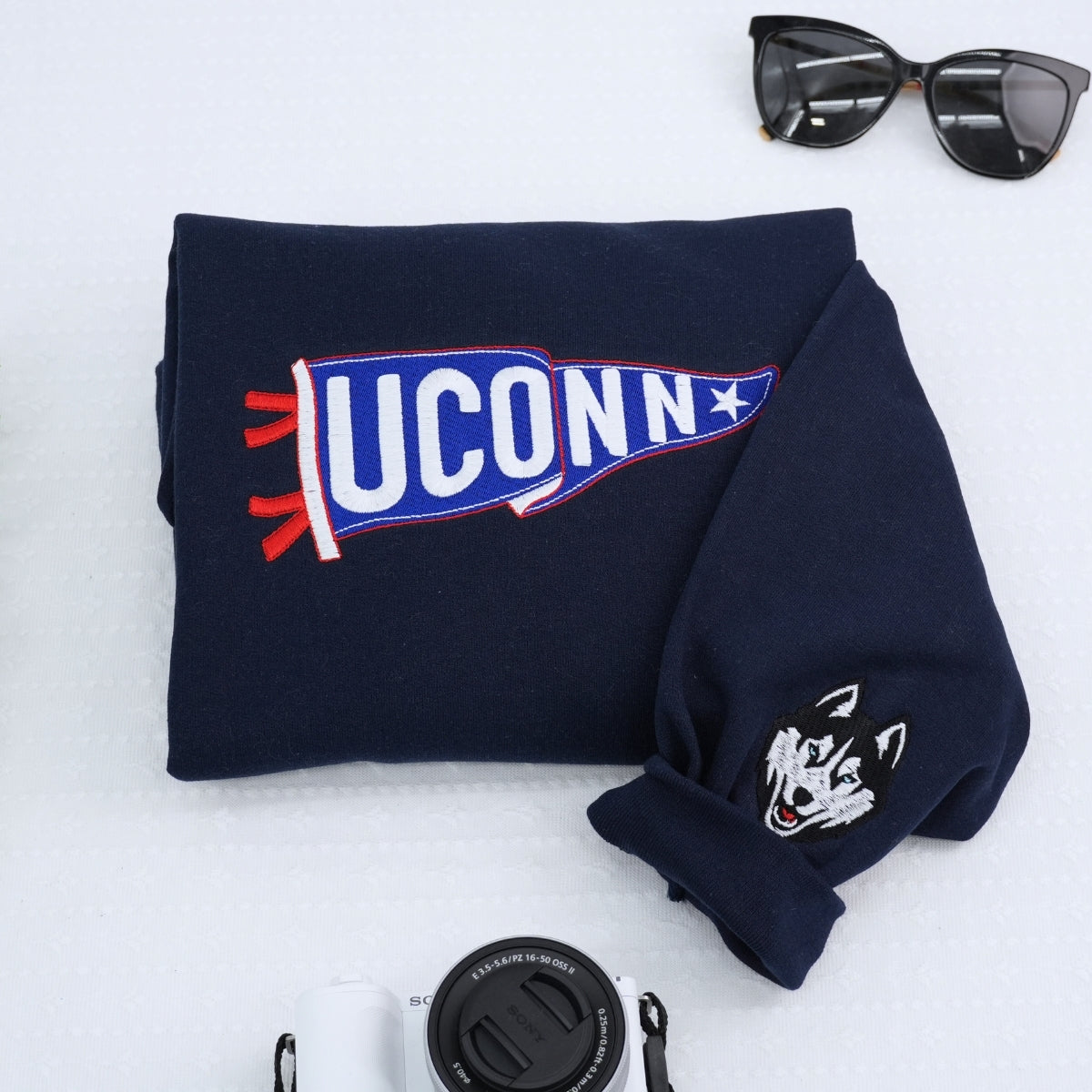 Sweats à capuche assortis brodés personnalisés avec ange et chat démon pour couples