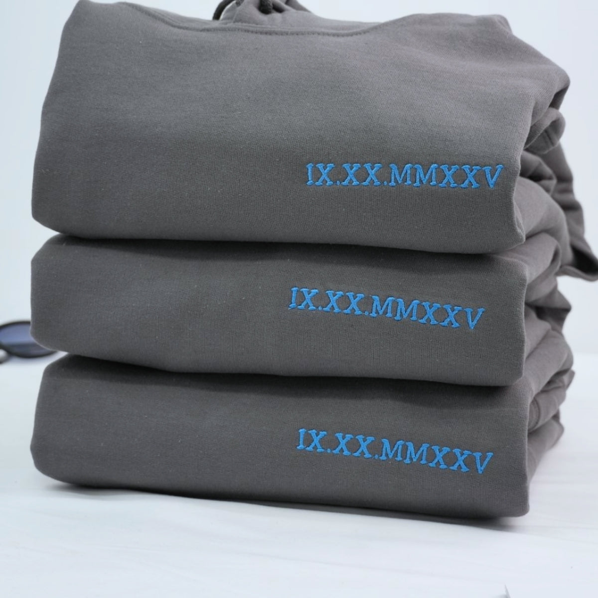 Sweats à capuche assortis brodés personnalisés avec ange et chat démon pour couples
