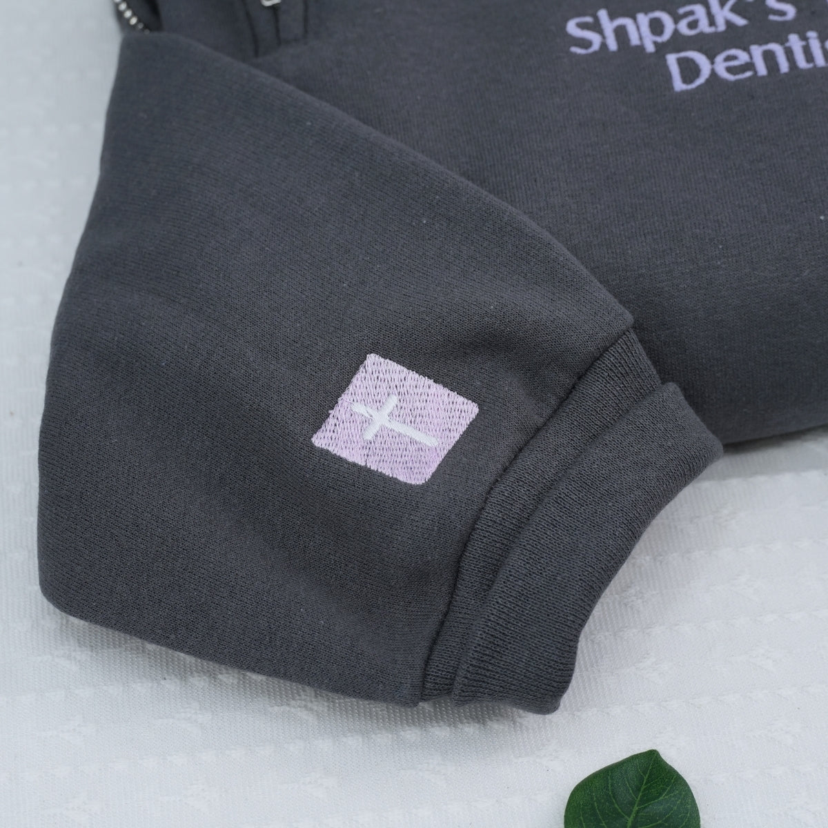 Sweats à capuche assortis brodés personnalisés avec ange et chat démon pour couples