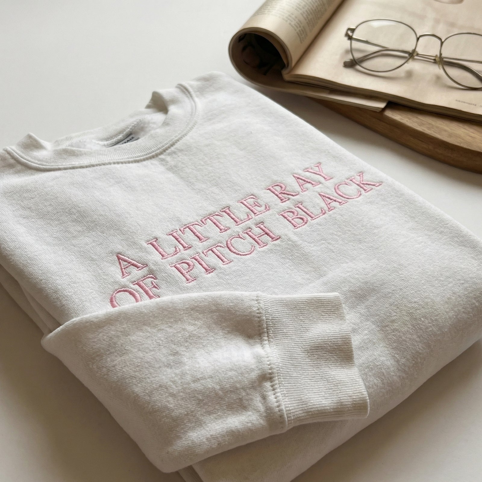 Individuell bestickte Engel- und Dämonenkatze-Kapuzenpullover für Paare