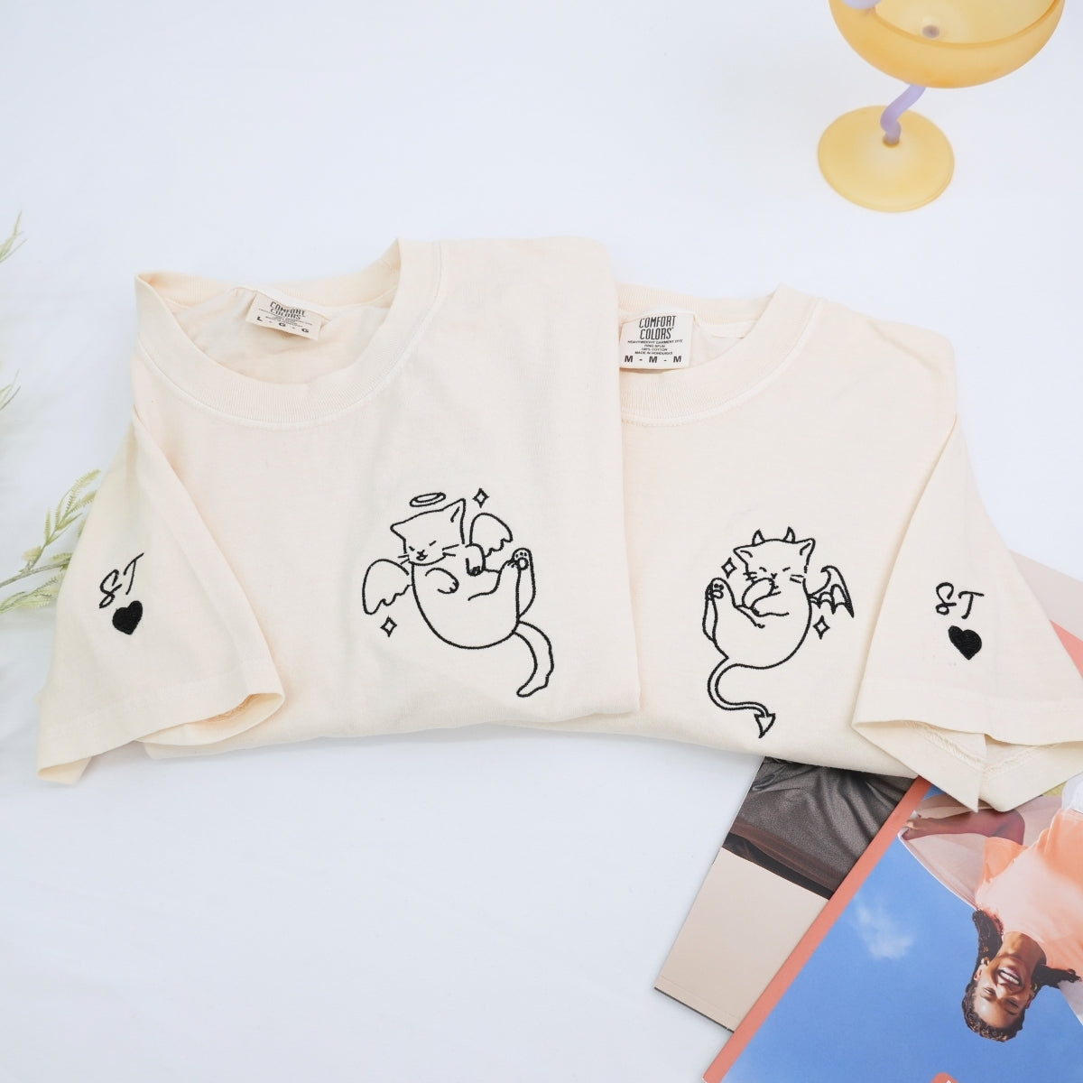 Individuell bestickte Engel und Dämon Katze passende T-Shirts für Paare