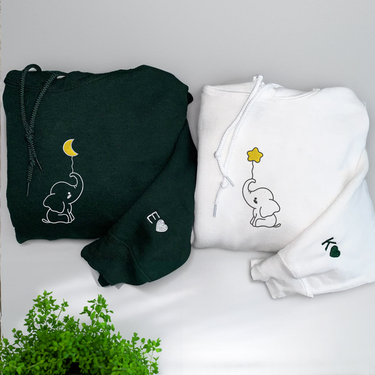Individuell bestickte Baby-Elefanten-Kapuzenpullover für Paare